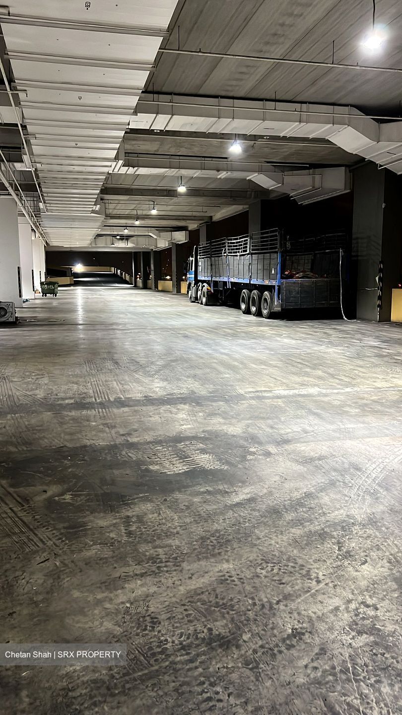 LINER (D22), Factory #513306811